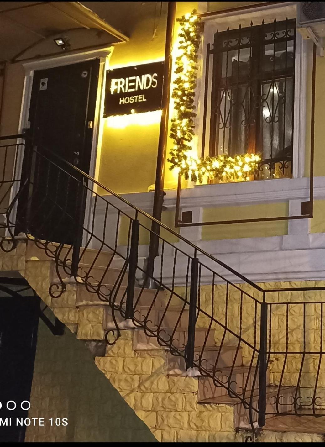 Friends Hostel Chisinau Ngoại thất bức ảnh