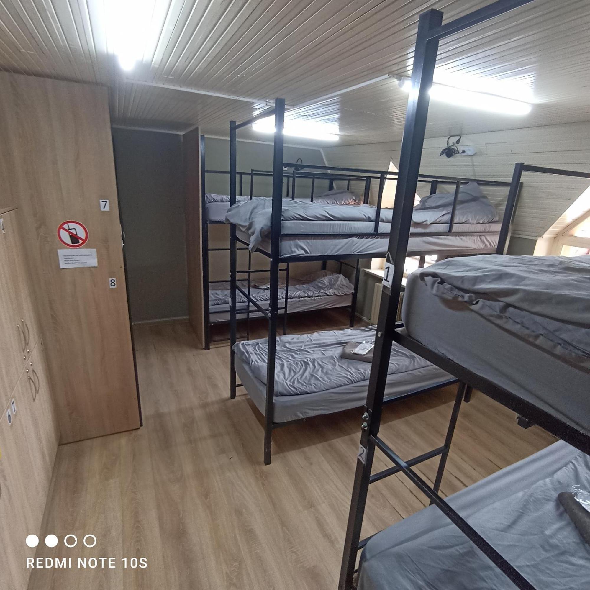 Friends Hostel Chisinau Ngoại thất bức ảnh